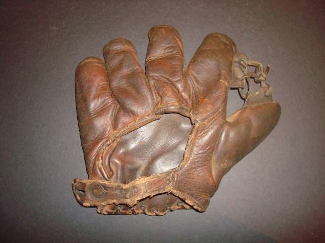Rawlings Grommet Web Back